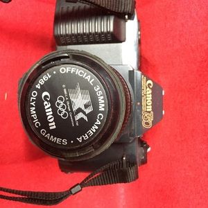 Canon T-50 camera and extra lens